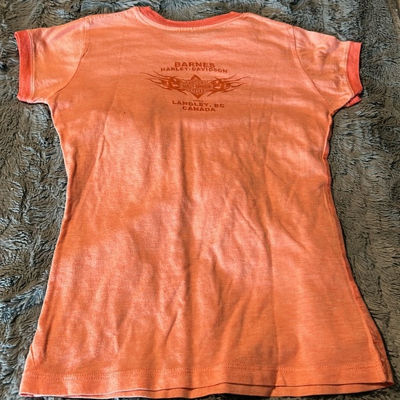 T-shirt size small. Like new condition. - Picture 2 of 4